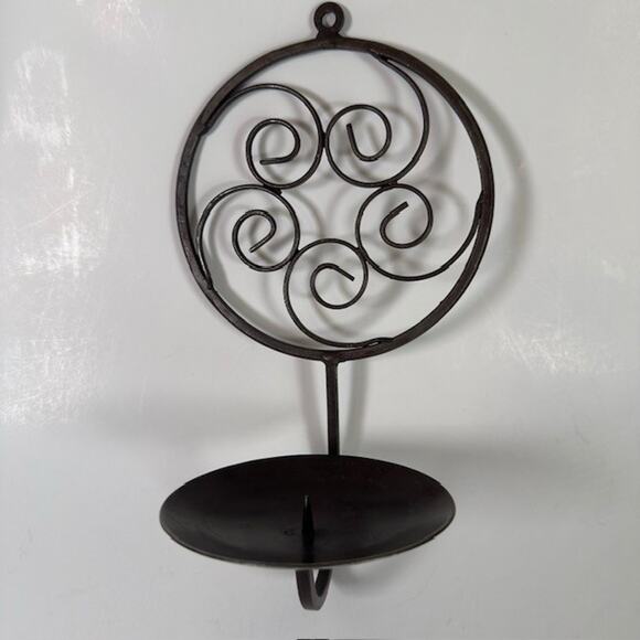 Wrought Iron Single Candle Black Wall Sconce Gothic Spiral Metal Candelabra - Picture 8 of 10